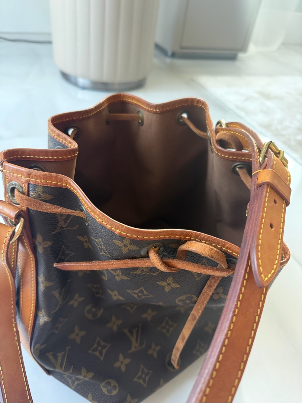 Auth Louis Vuitton Monogram Petit Noe Shoulder Bag Brown M42226 Used - Picture 3 of 9
